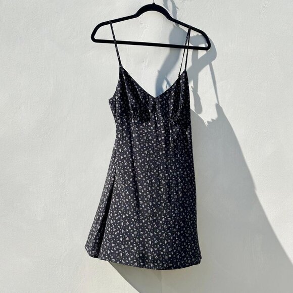 Princess Polly Black Floral Tank Dress - Picture 4 of 4